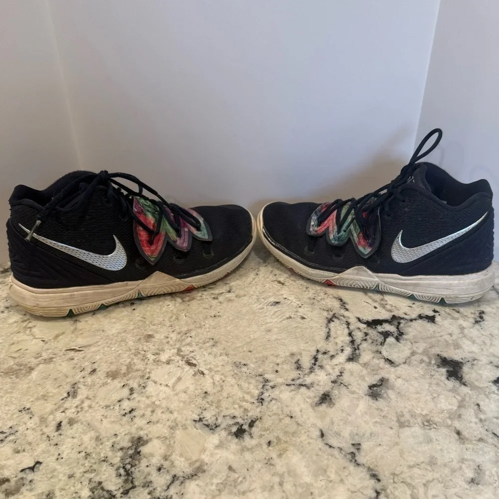 2018 Nike Kyrie 5 Multi-Color